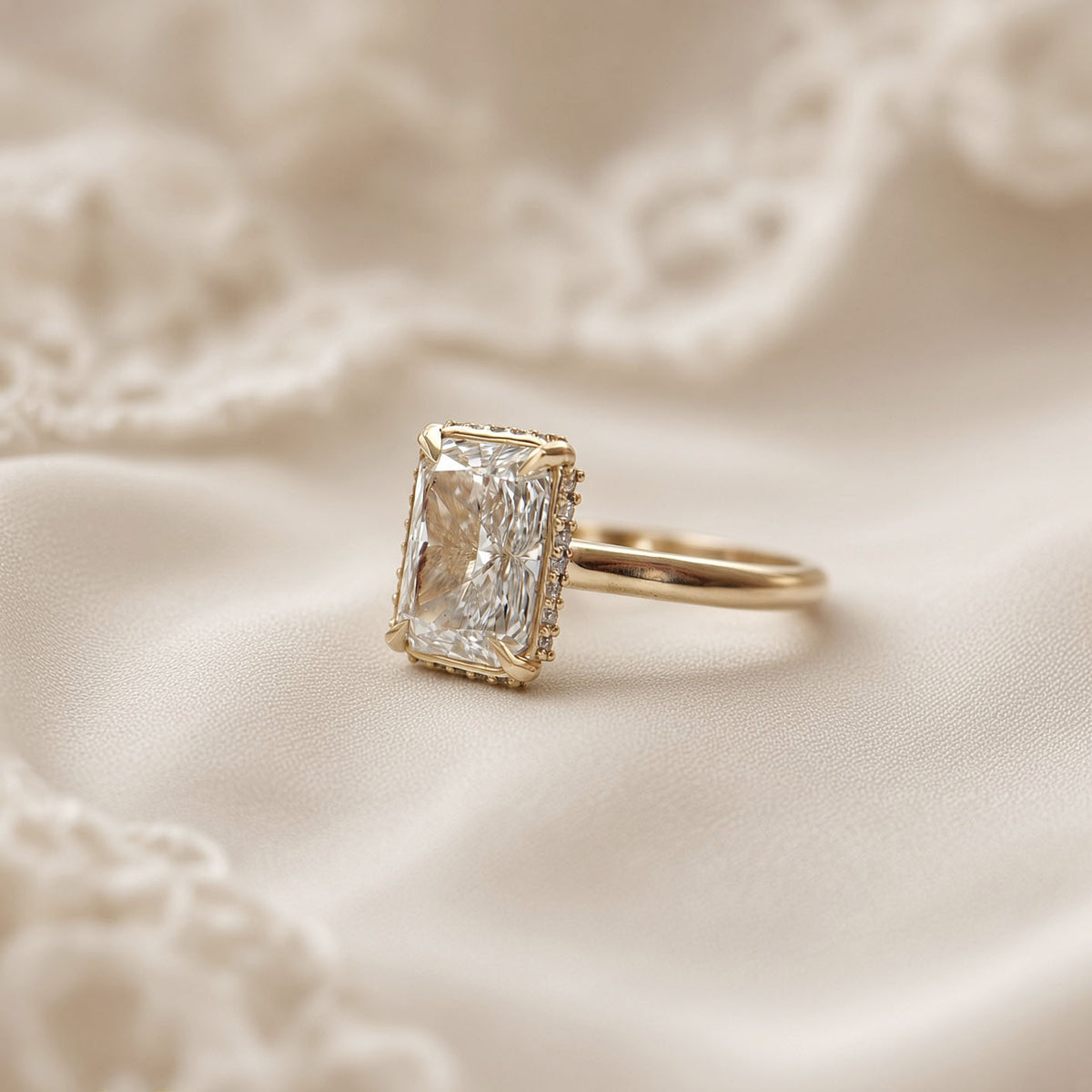 Radiant Lab-Diamond with Hidden Halo
