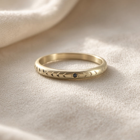 Arrow Pattern Band with Black Diamonds