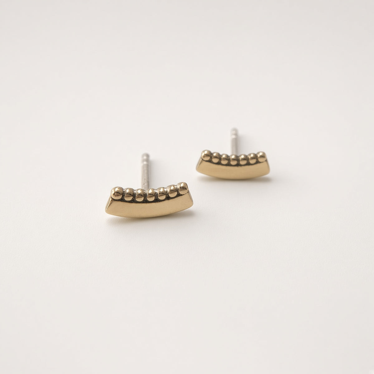 Curved Bar Stud Earrings