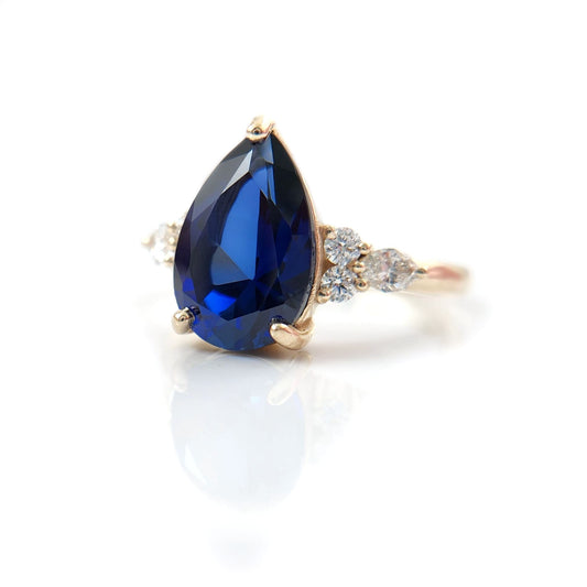 blue-sapphire-pear-engagement-ring