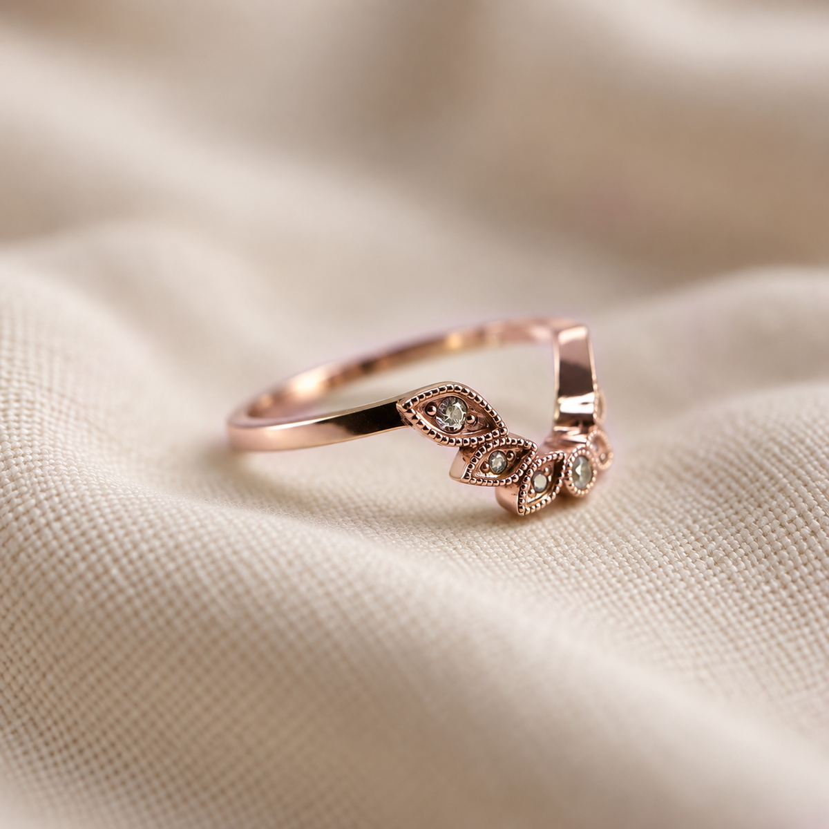 Floral Milgrain Contour Band