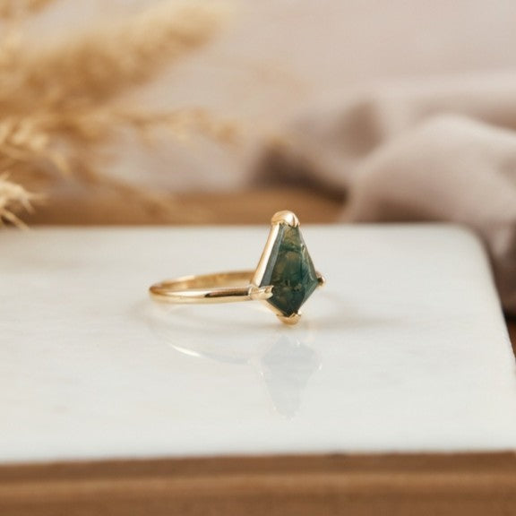 Kite-Cut Moss Agate Engagement Ring