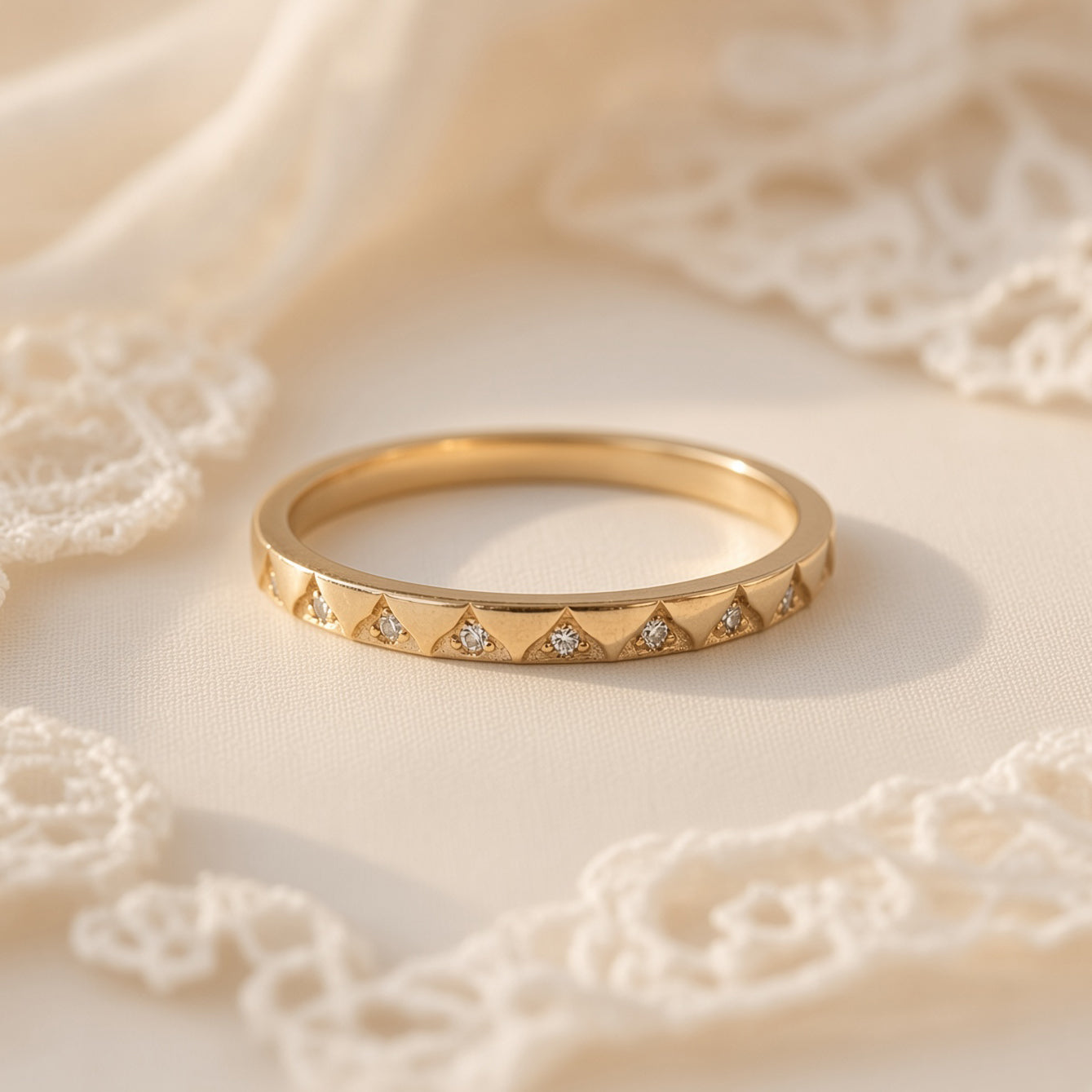 Lab Diamond Arch Band