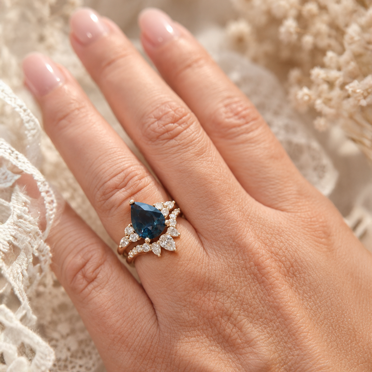 Lab-Diamond Pear Contour Wedding Band